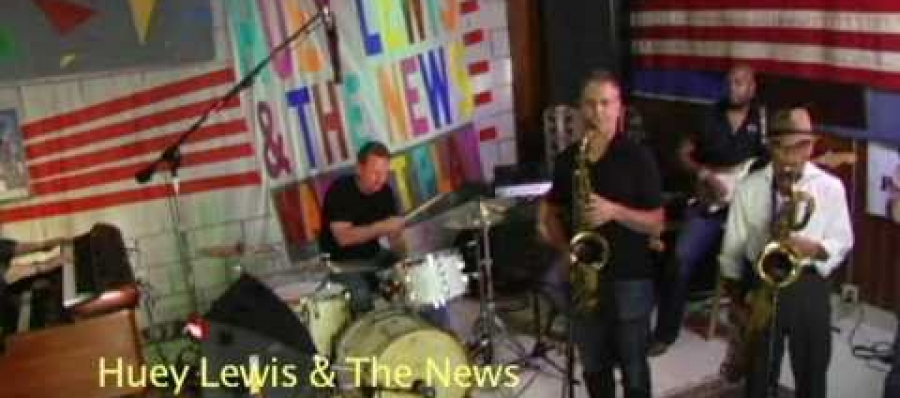 Huey Huey Lewis & The News – Soulsville (Live)